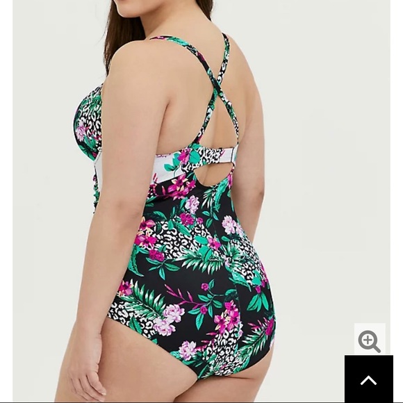 🌺TORRID Plus size 6x D/DD NWT swimsuit🌺 - Picture 14 of 16